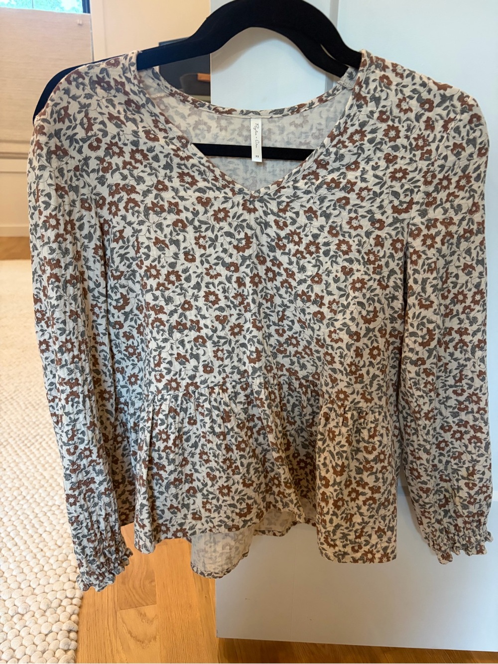 Rylee+Cru-Fall Floral Peplum Long-Sleeve Top - Cream & Brown